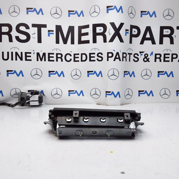 MITSUBISHI OUTLANDER MK3 KNEE AIR SRS BAG RIGHT DRIVER SIDE 7030A-31753 FM00312