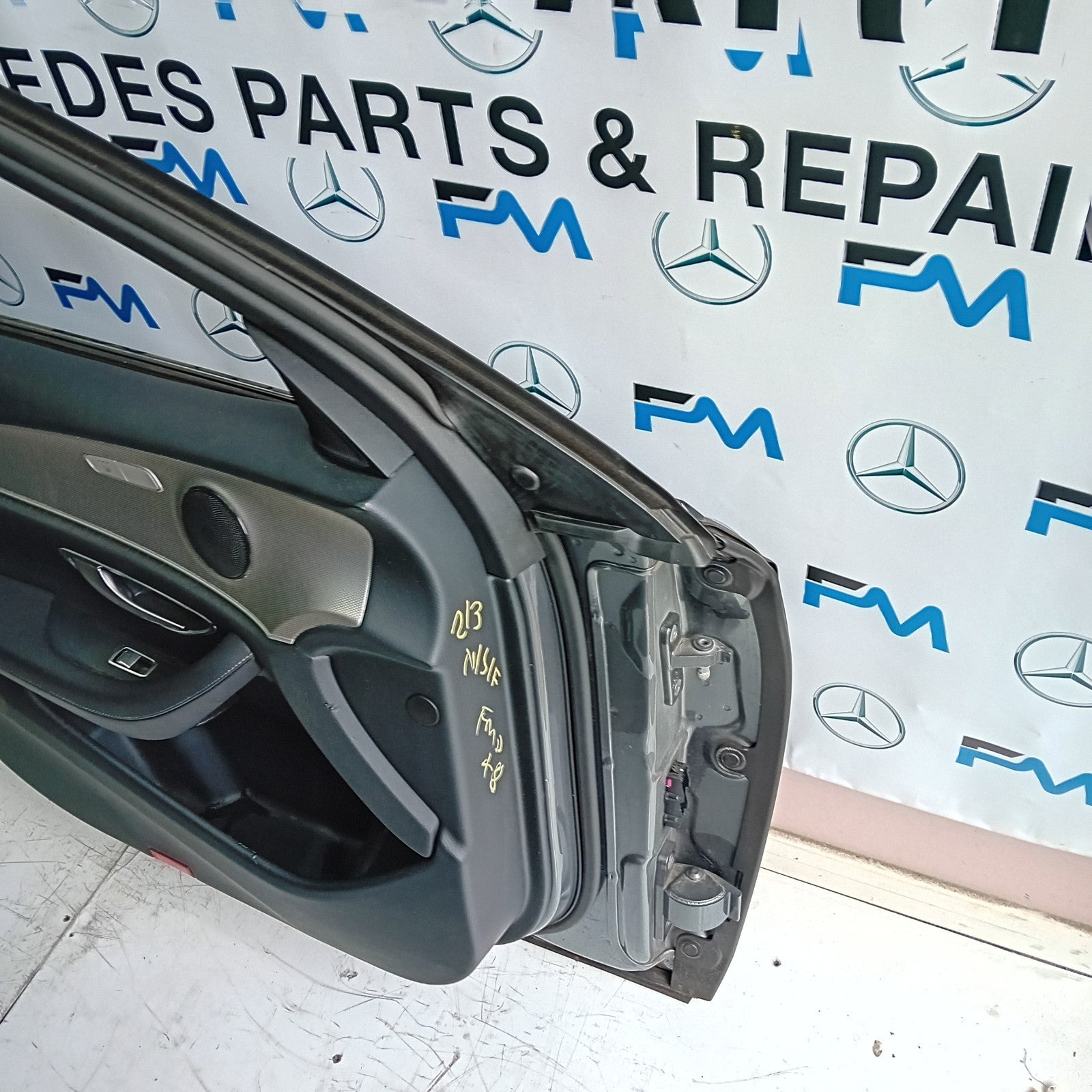 MERCEDES BENZ E-CLASS W213 PASSENGER SIDE FRONT DOOR N/S/F COMPLETE GREY FMD48