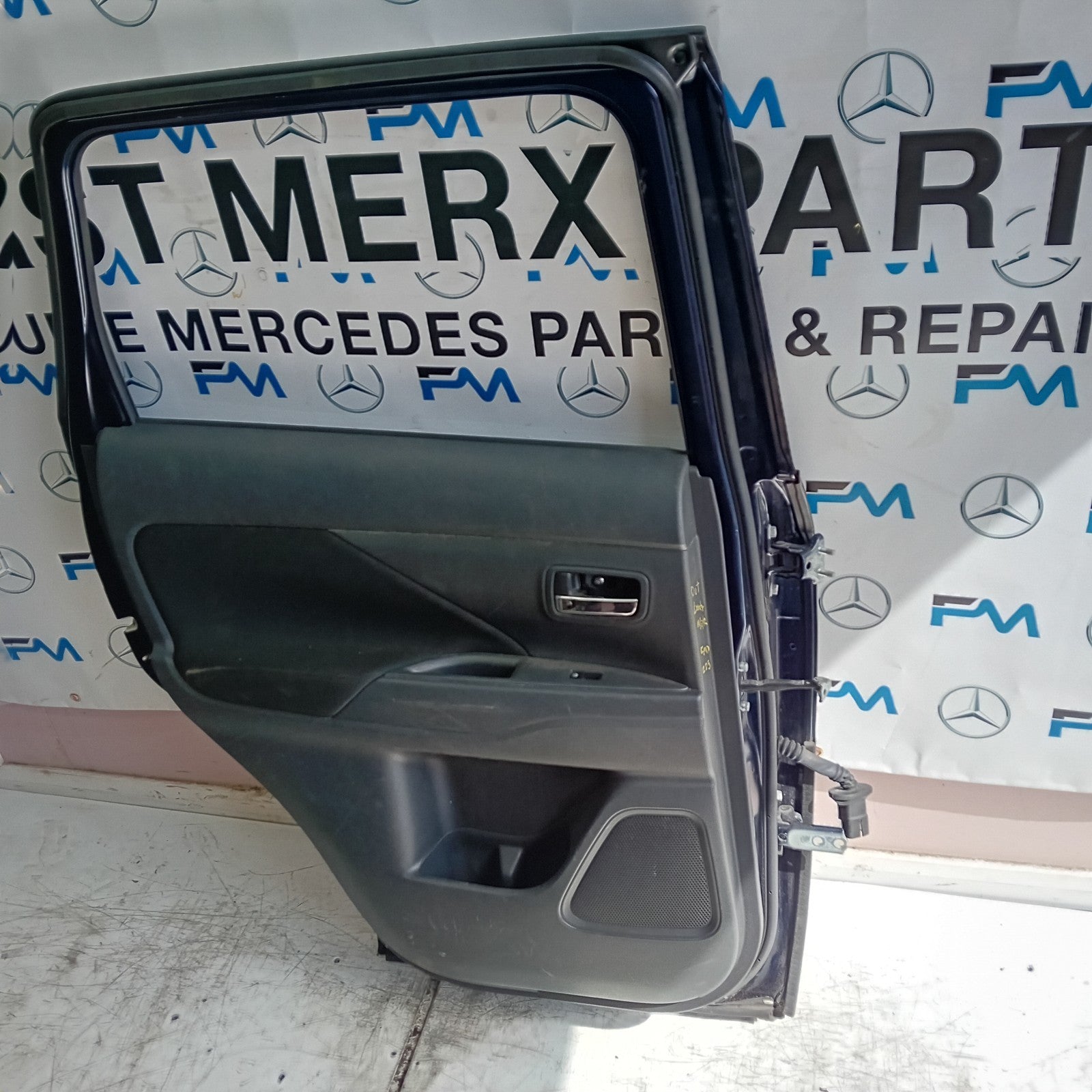 MITSUBISHI OUTLANDER MK3 PASSENGER REAR DOOR NSR BLUE 20123 COMPLETE FMD225
