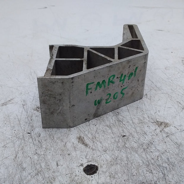 MERCEDES BENZ  C-CLASS  RADIATOR MOUNT BRACKET LEFT SIDE A2055013920 FMR401