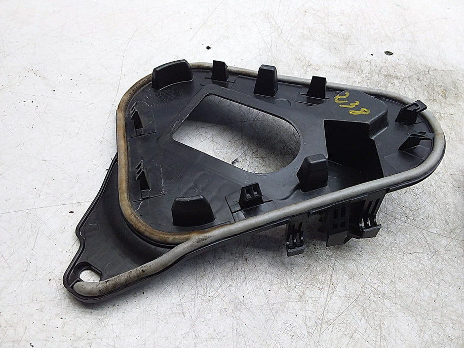 MERCEDES E-CLASS W238 INNER DOOR PANEL COVER FRONT RIGHT A2387205802 FMR206