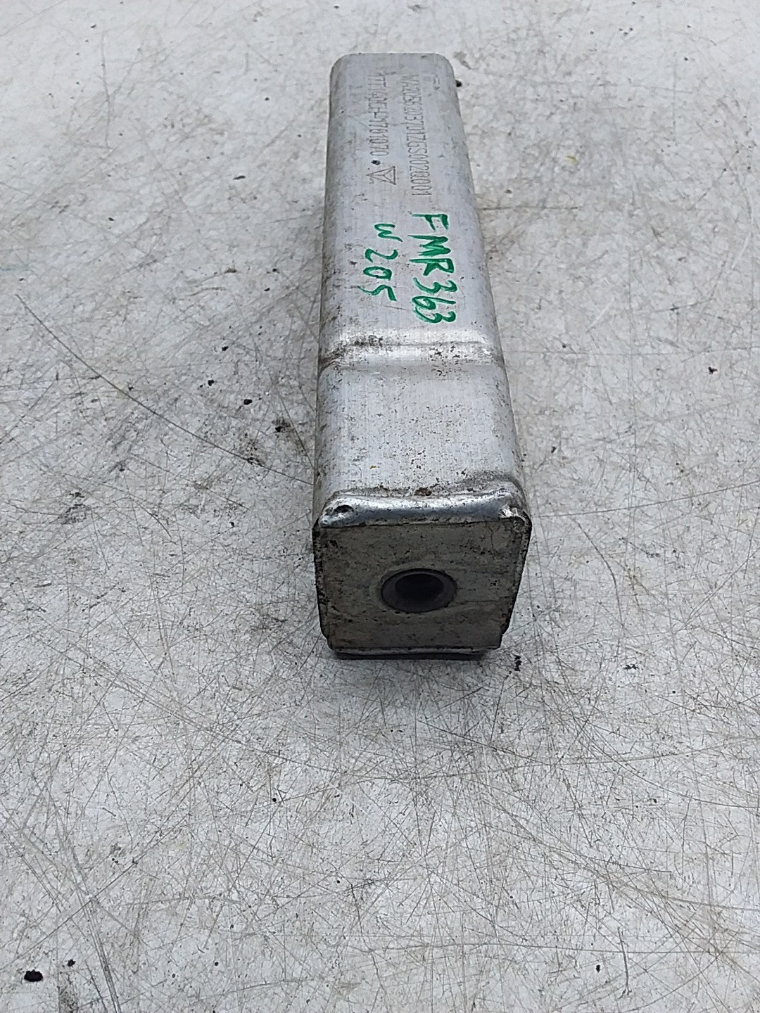 MERCEDES C-CLASS  W205 LOWER REINFORCEMENT CRASH ABSORBER BAR A2056203701 FMR363