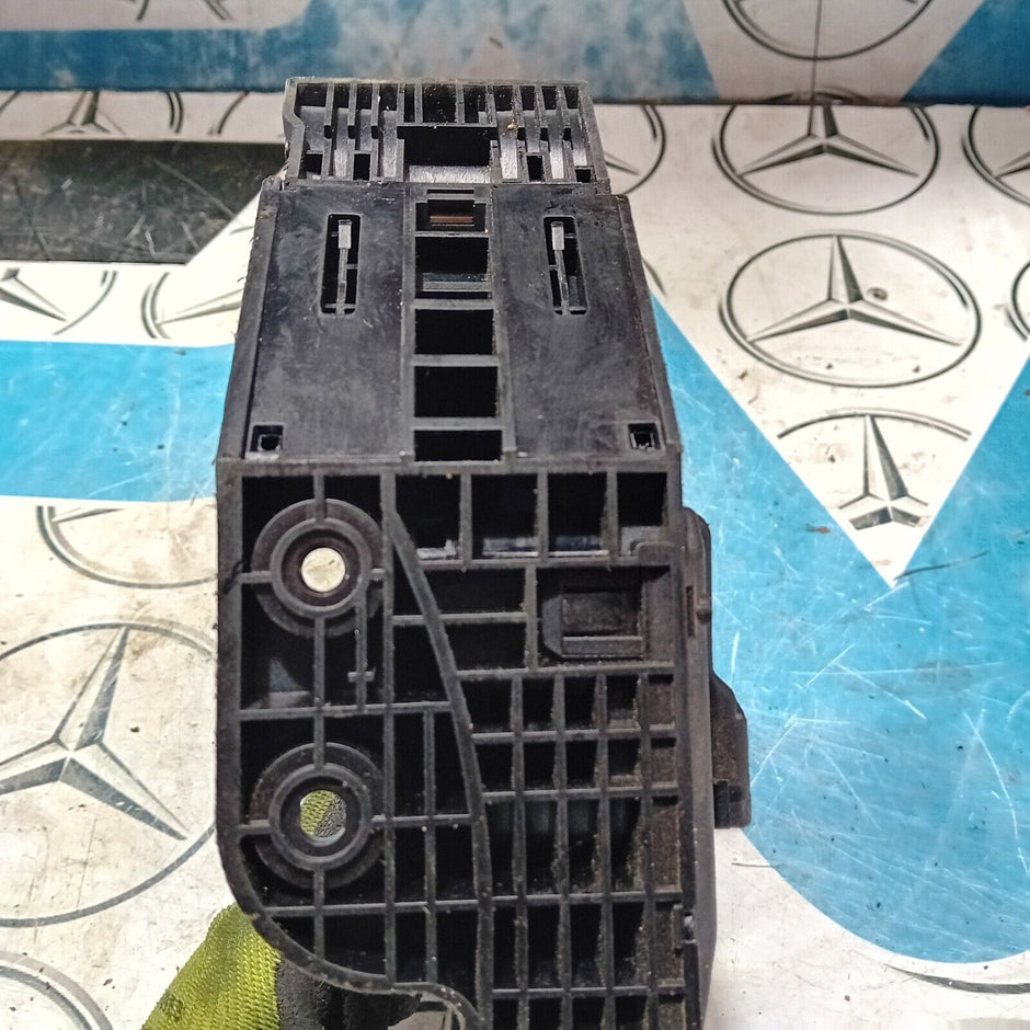 Mercedes-Benz E W213 2018 Diesel accelerator throttle pedal A20530000104