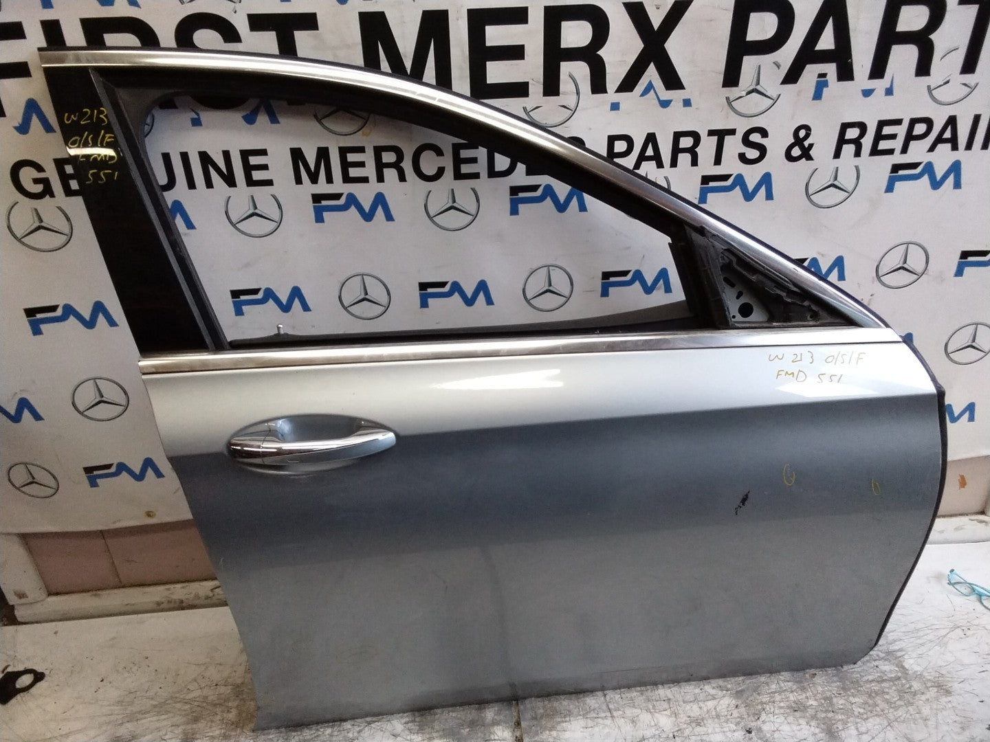 MERCEDES E-CLASS W213 SLN DRIVER FRONT DOOR OSF SILVER 2017-20 COMPLETE FMD551