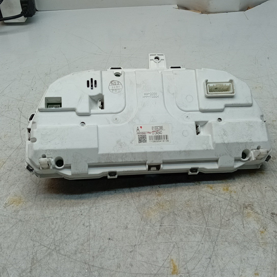 MITSUBISHI OUTLANDER MK3 SPEEDOMETER INSTRUMENT CLUSTER  8100C386 FM001605