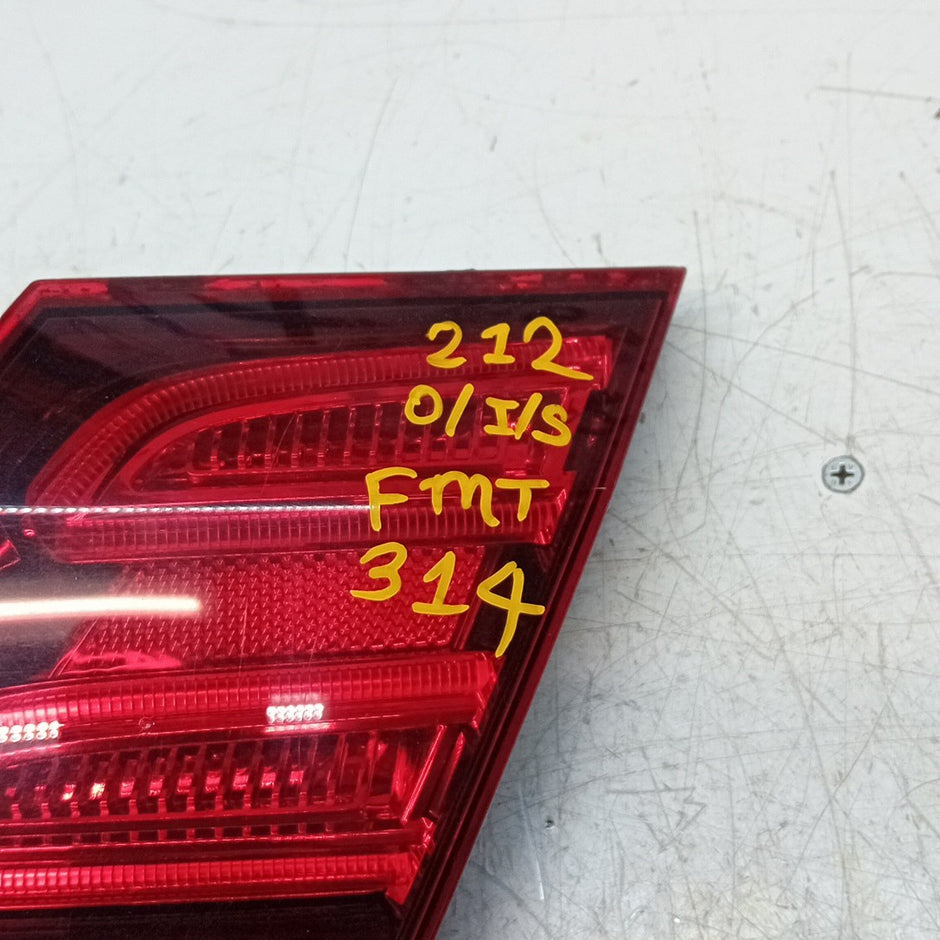 MERCEDES E-CLASS W212 DRIVER  INNER SIDE RIGHT REAR TAIL LIGHT 2014 FMT314