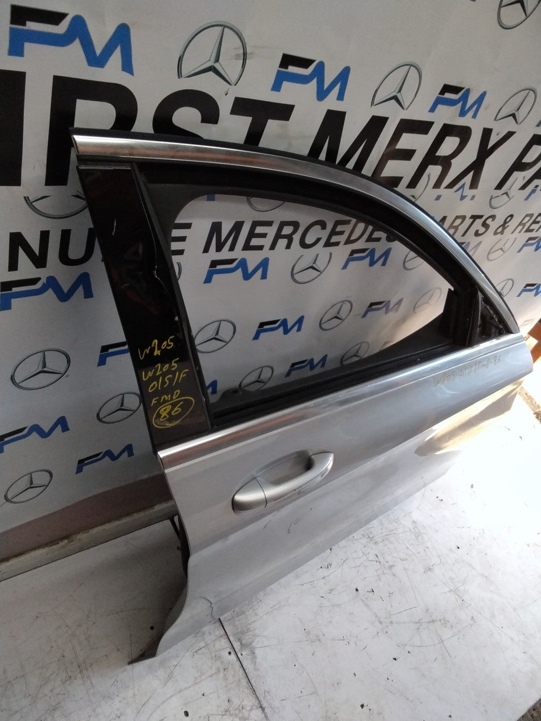 MERCEDES BENZ C-CLASS W205 DRIVER SIDE FRONT DOOR O/S/F  SILVER FMD86