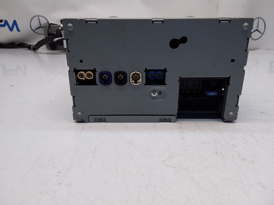 MERCEDES BENZ C CLASS W205 2017 RADIO CD  STEREO HEAD UNIT  A2059008937 FM00305