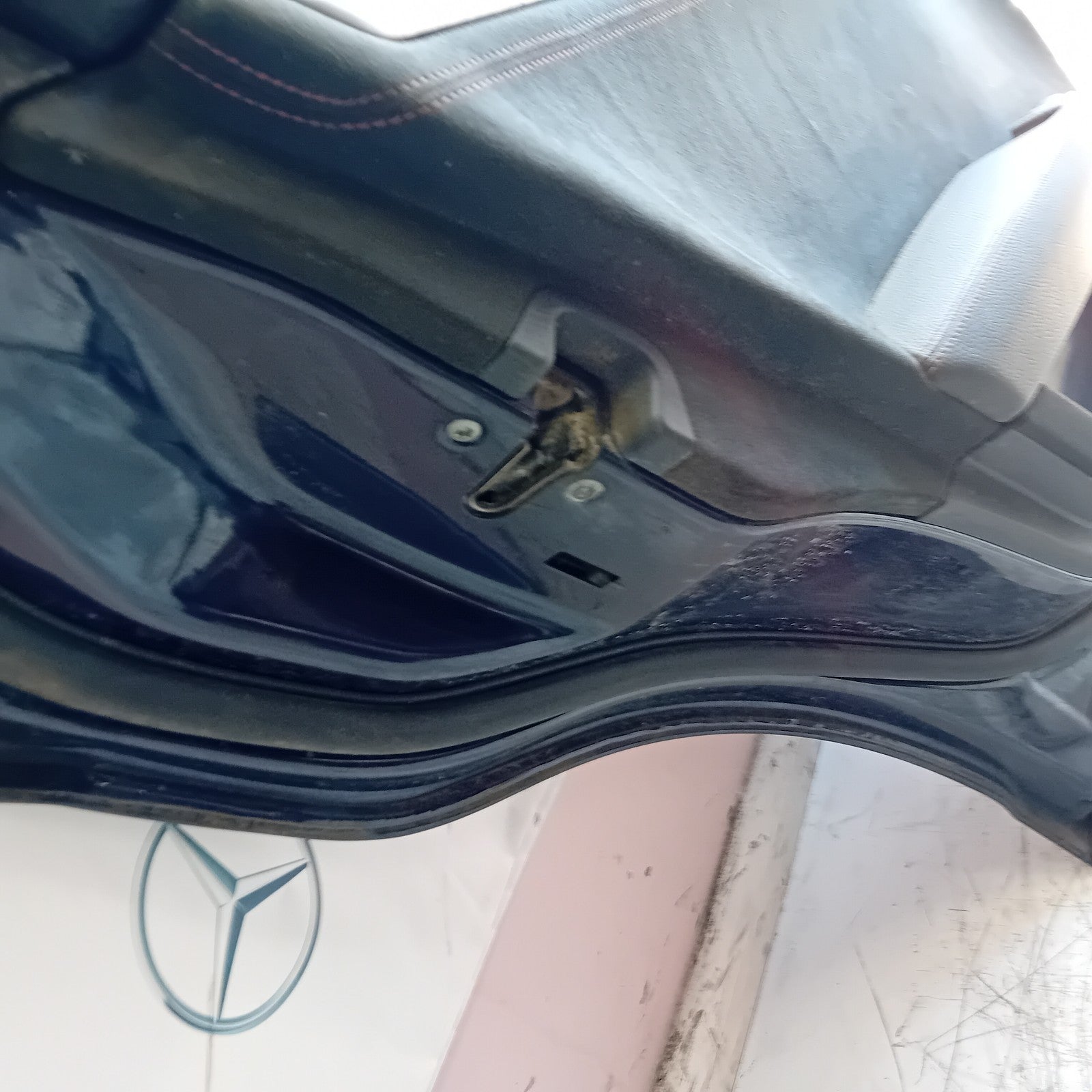 MERCEDES C-CLASS W204 SLN PASSENGER REAR DOOR NSR BLUE 2008-14 COMPLETE FMD462