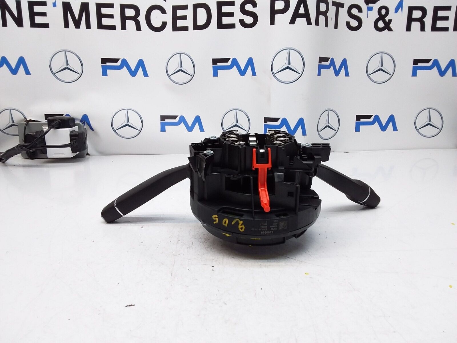 Mercedes C-CLASS W205 INDICATOR/WIPER GEAR SELECT + SQUIB  2020 FM00585