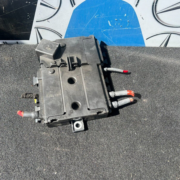 Mercedes E Class Battery Fuse Box A2135406200 2018 W213 Battery Fuse Box