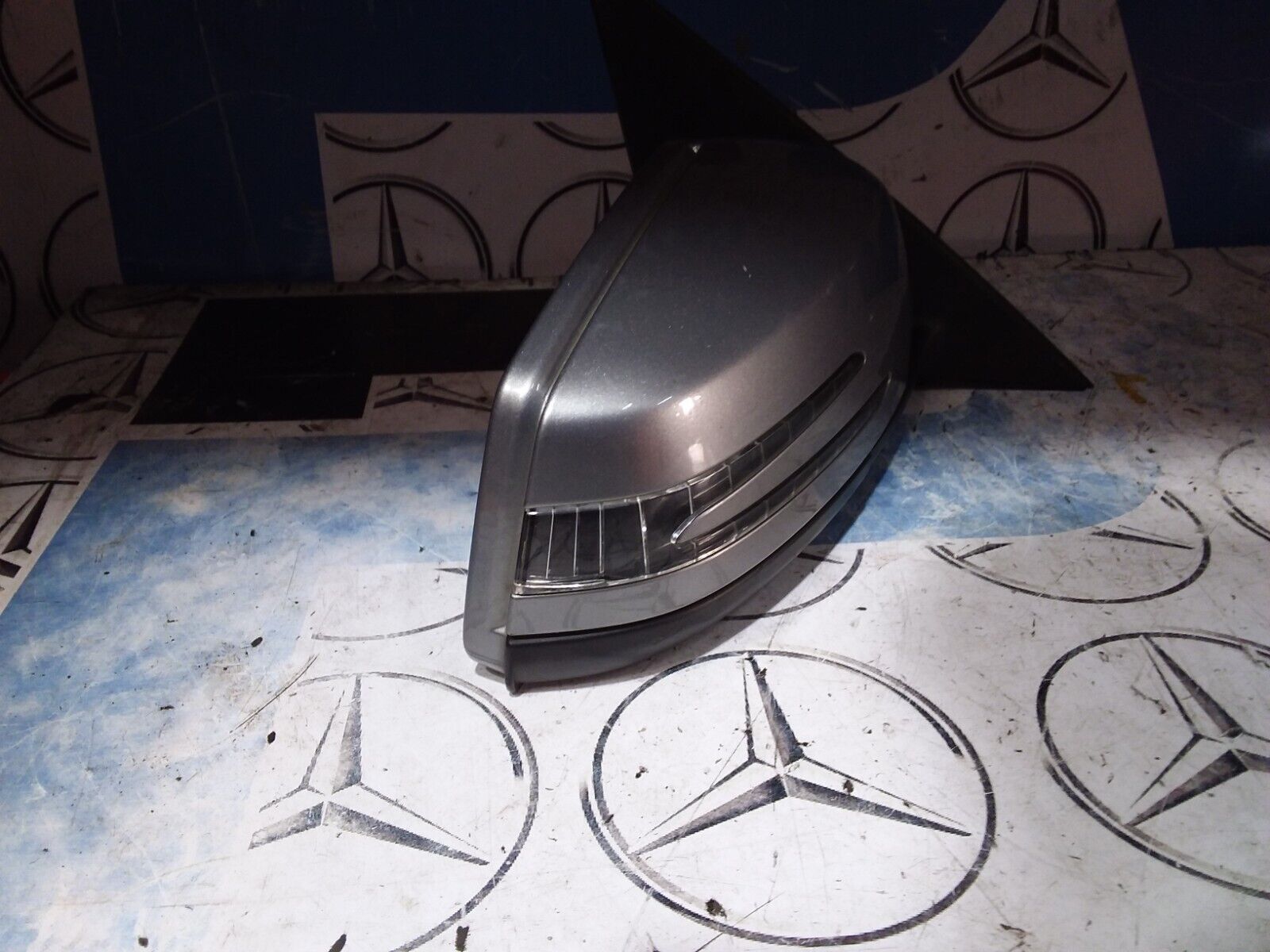 Mercedes C Class W204 Wing Mirror Driver Side Power Fold A2048106016 SILVER