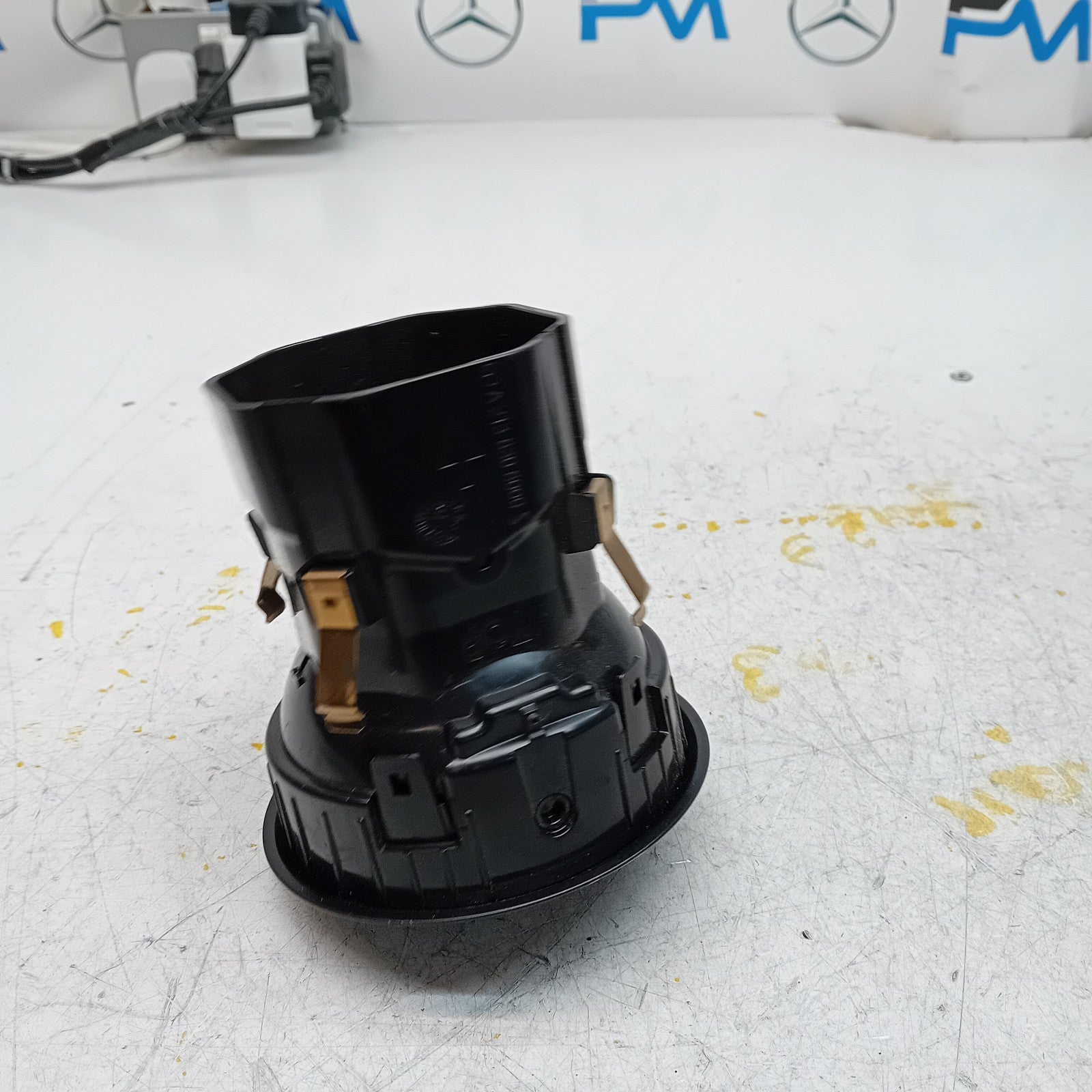 MERCEDES E-CLASS W213 DASHBOARD AIR VENT CENTRE 2016 A2138308000 FM001180