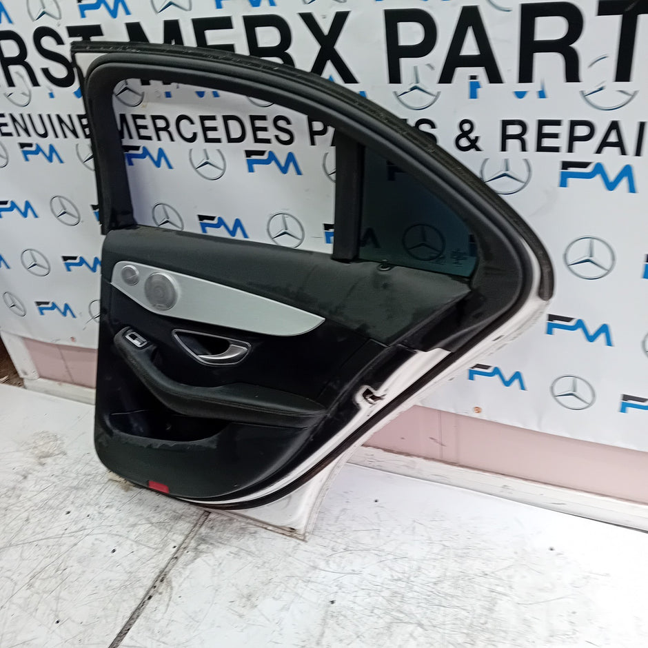 MERCEDES BENZ  C-CLASS W205 DRIVER SIDE REAR DOOR O/S/R WHITE COMPLETE FMD135