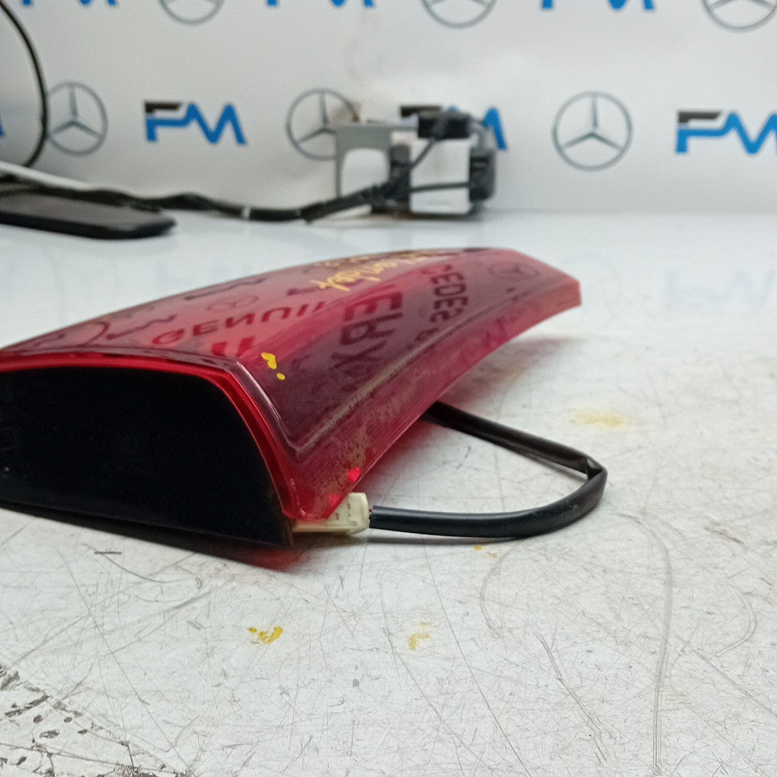 MITSUBISHI OUTLANDER MK3 DRIVER SIDE RIGHT REAR INNER TAIL LIGHT 2013 FMT300