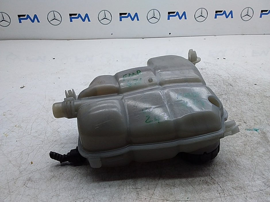 MERCEDES BENZ  B-CLASS W247 COOLANT EXPANSION TANK A2475000049 FMR471