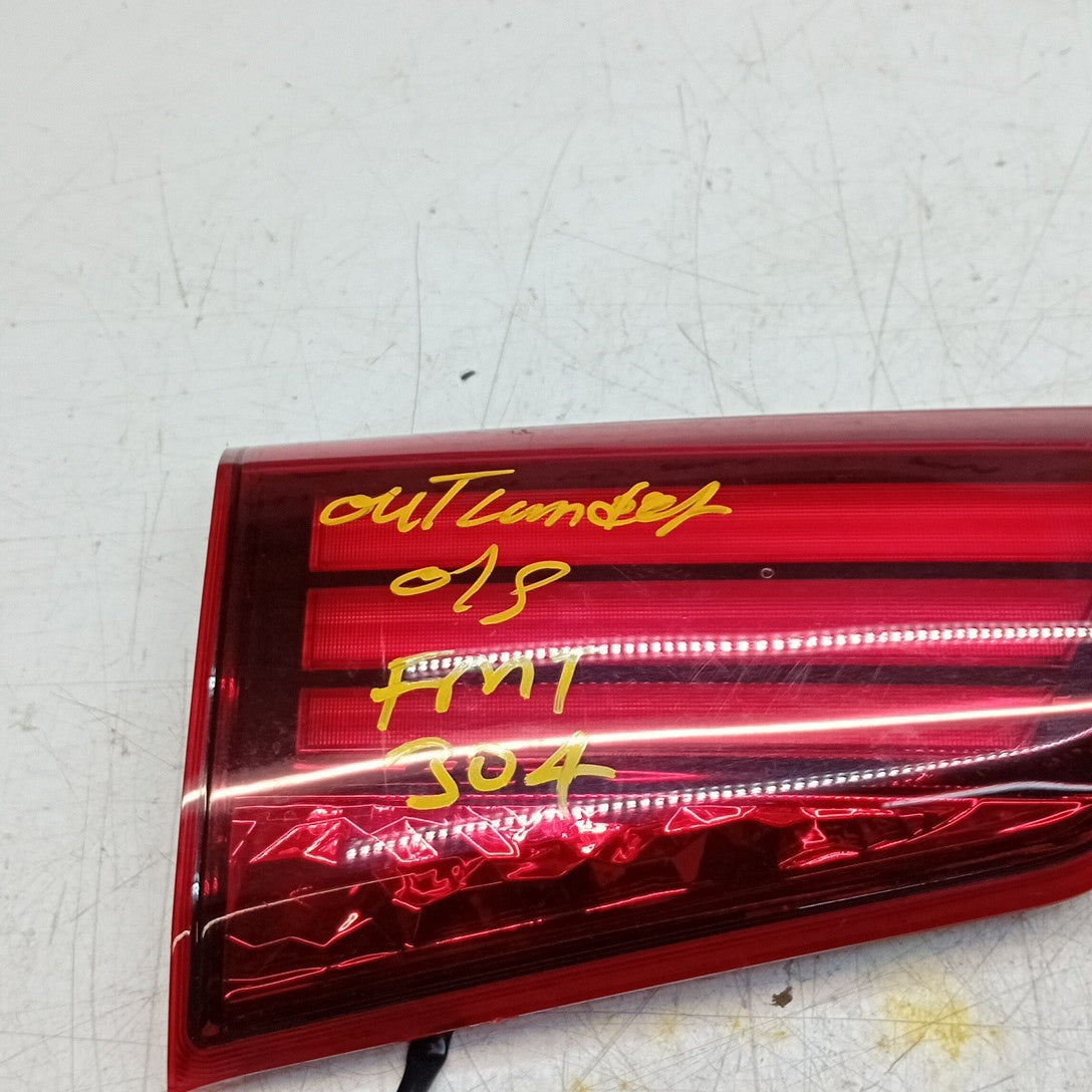 MITSUBISHI OUTLANDER MK3 PASSENGER SIDE LEFT REAR INNER TAIL LIGHT 2013 FMT304