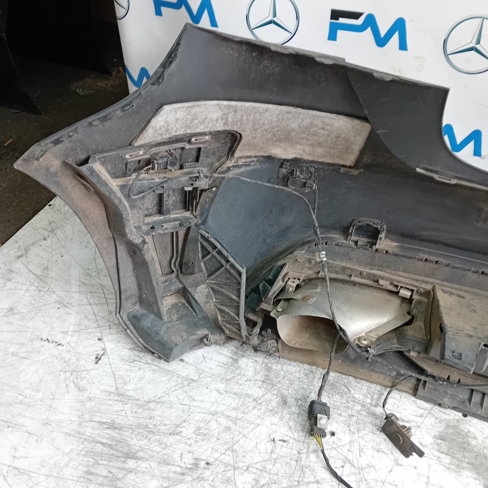 MERCEDES BENZ  A-CLASS W176 REAR BUMPER A1768803400 2016 BLACK COMPLETE FMX20