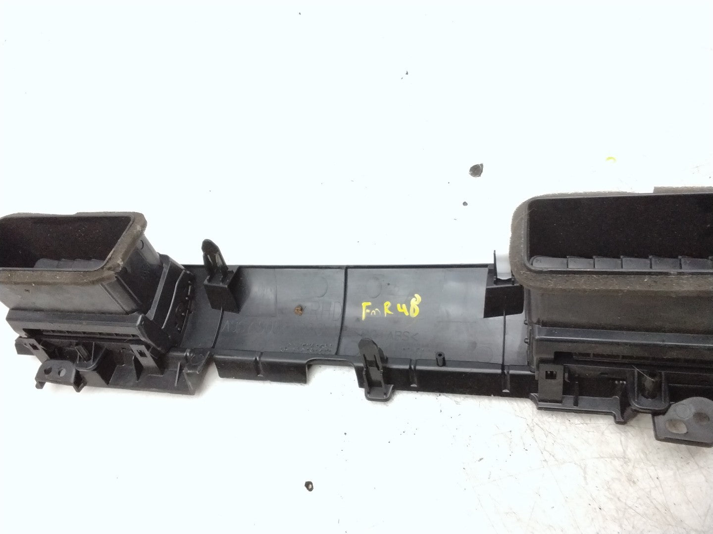 MITSUBISHI OUTLANDER PASSENGER SIDE DASH AIR VENT 8055A056YA FMR48