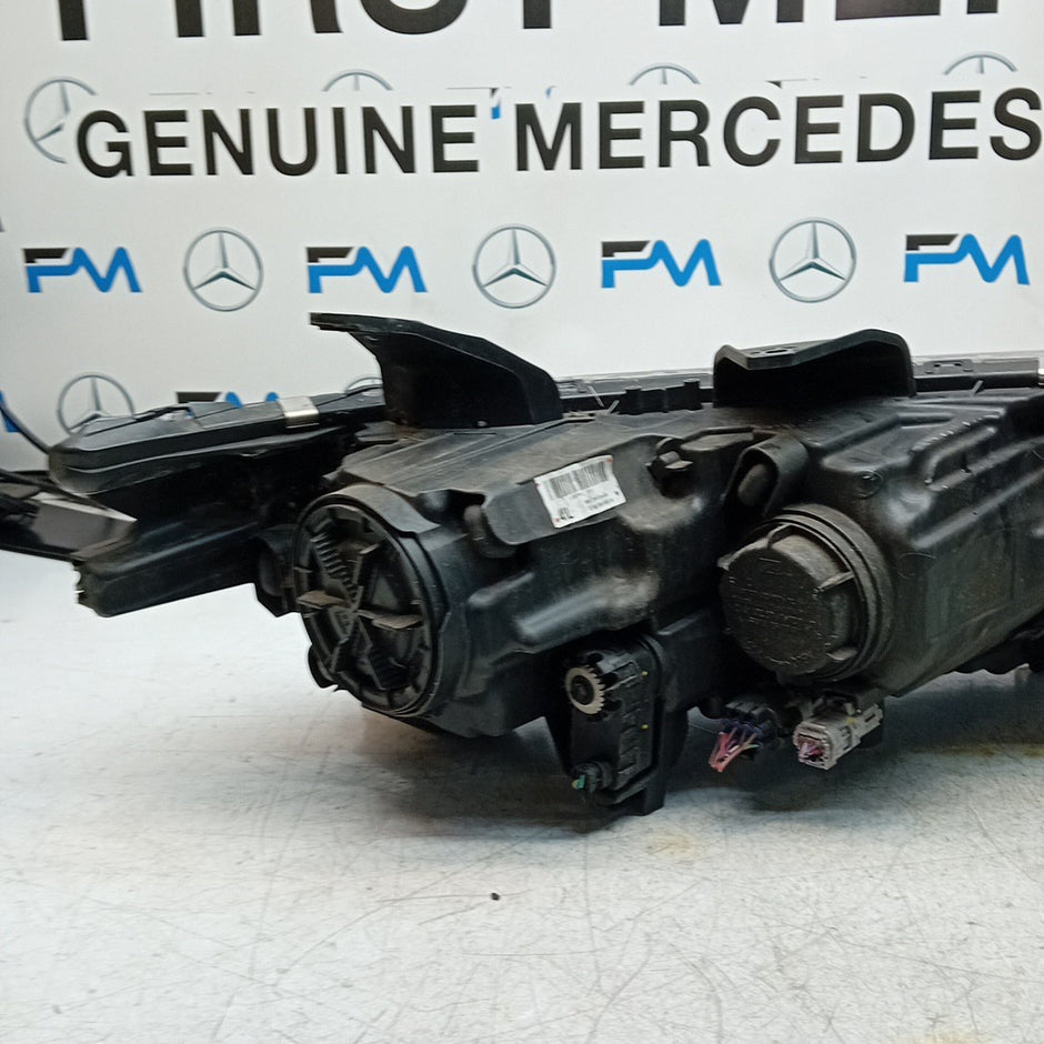 MITSUBISHI OUTLANDER MK3 2015 HEADLIGHT PASSENGER NS LEFT L0094I 1TX1 FM001586