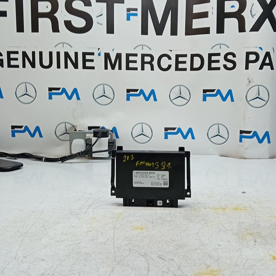 MERCEDES E-CLASS W213 PARKING BRAKE CONTROL MODULE 2016 A2139006227 FM001334