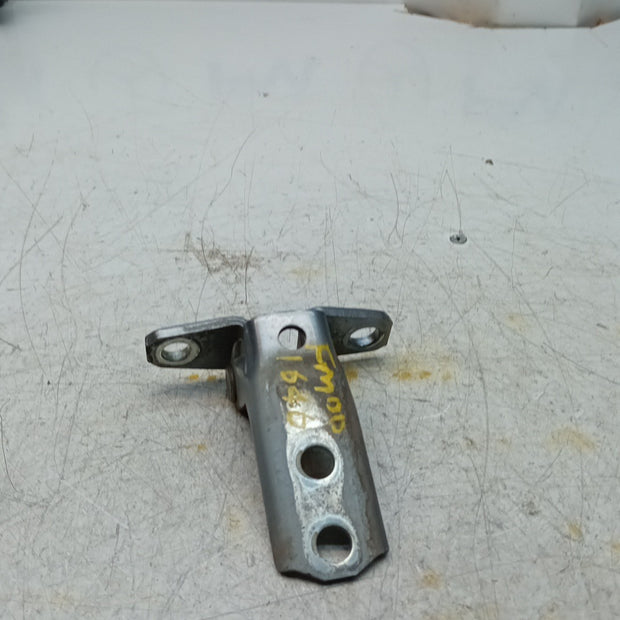 MITSUBISHI OUTLANDER MK3  FRONT DOOR HINGE PANEL E1 A046834 FM001646