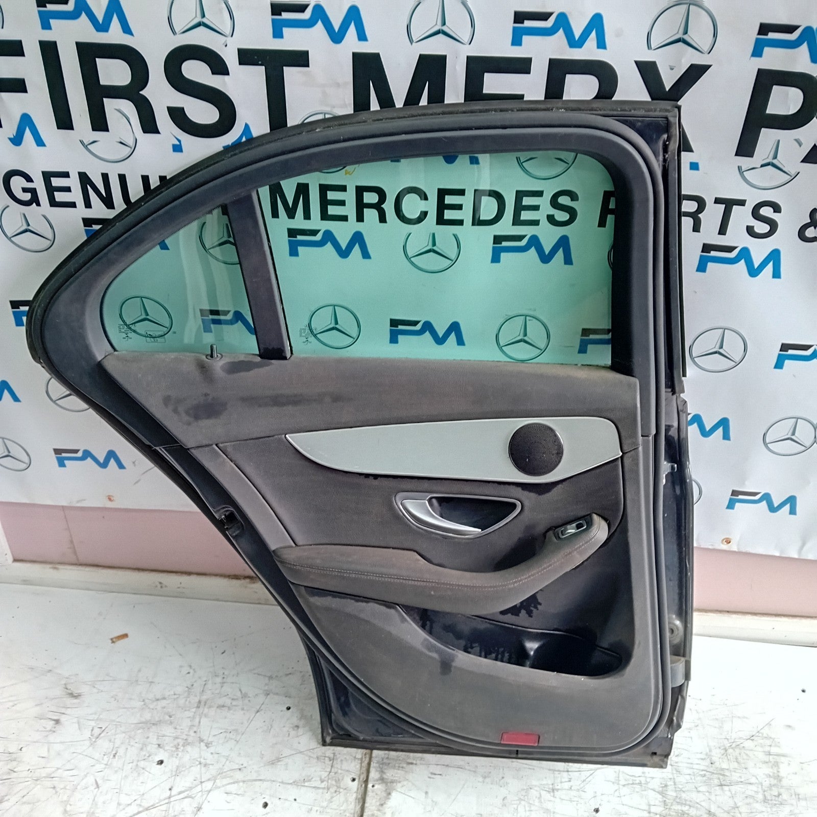 MERCEDES BENZ C-CLASS W205 PASSENGER SIDE REAR DOOR N/S/R GREY FMD122