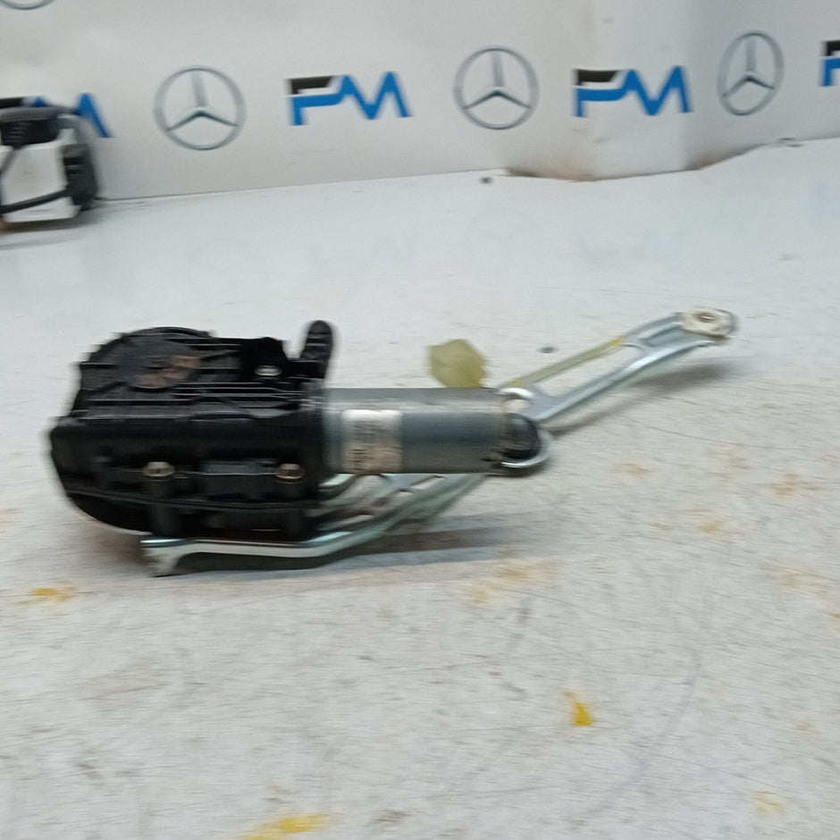 MERCEDES BENZ C-CLASS W205 TAILGATE POWER LIFT SOFT CLOSE 0390204 124 FM001264