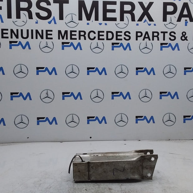 MERCEDES BENZ C-CLASS W204 RIGHT SIDE FRONT CRASH BAR SUPPORT A2046200995 FMR409