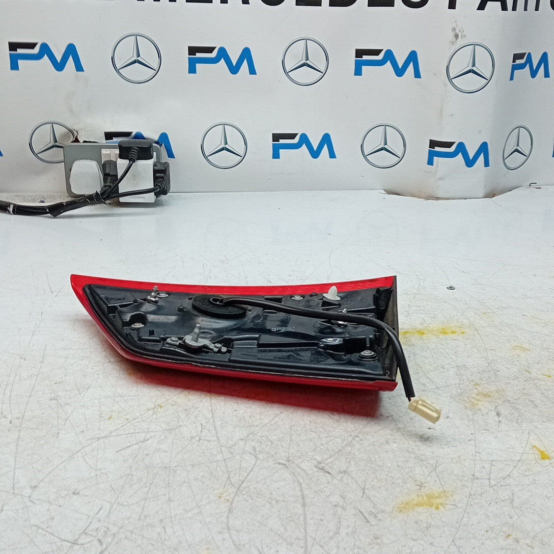 MITSUBISHI OUTLANDER MK3 PASSENGER SIDE LEFT REAR INNER TAIL LIGHT 2013 FMT306