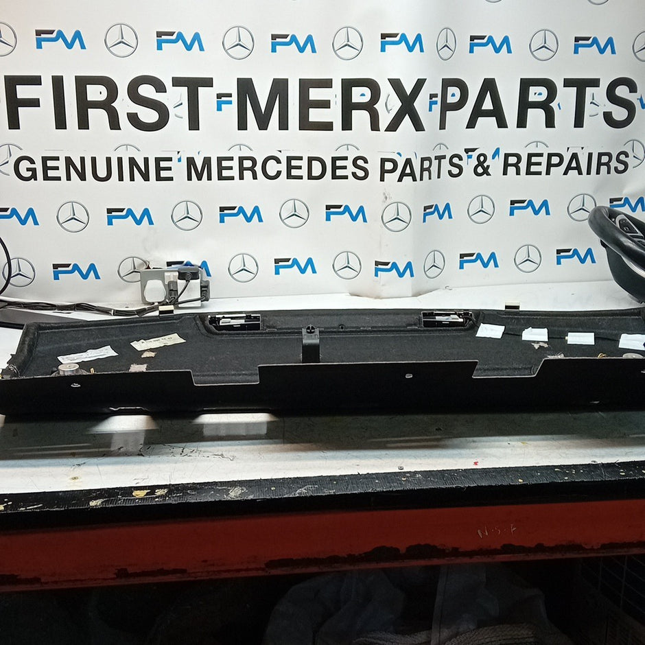 MERCEDES E-CLASS W213 SALOON COMPARTMENT SHELF COMPLETE A2136900449 FM001324