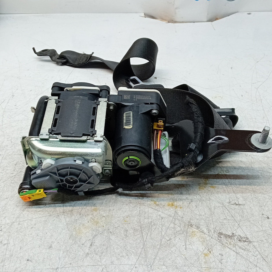 MERCEDES E-CLASS W212 SEAT BELT FRONT RIGHT DRIVER SIDE OSF A2128600886 FMS476