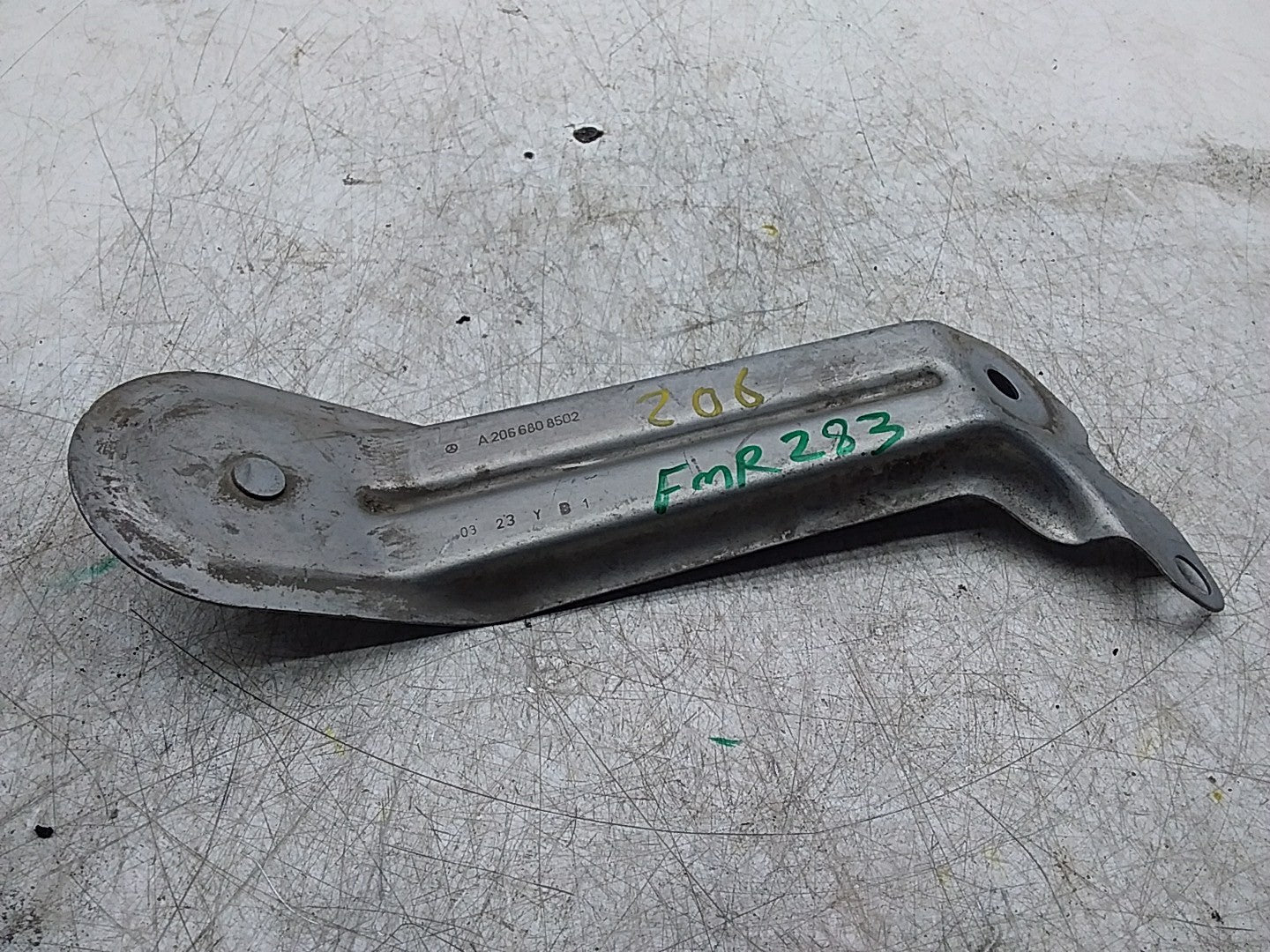 MERCEDES C-CLASS W206 REAR LEFT BUMPER BRACKET A2066808502 FMR283