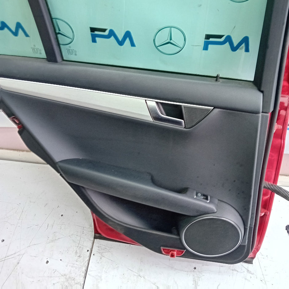 MERCEDES ESTATE C-CLASS W204 PASSENGER REAR DOOR (N/S/R) RED 2008-2014 FMD28