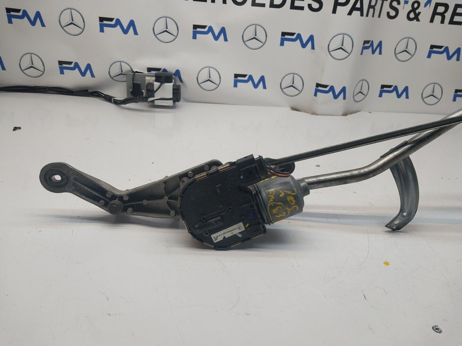 14-21 MERCEDES C CLASS WINDSCREEN WIPER MOTOR & LINKAGE FRONT A2058200940FM00210