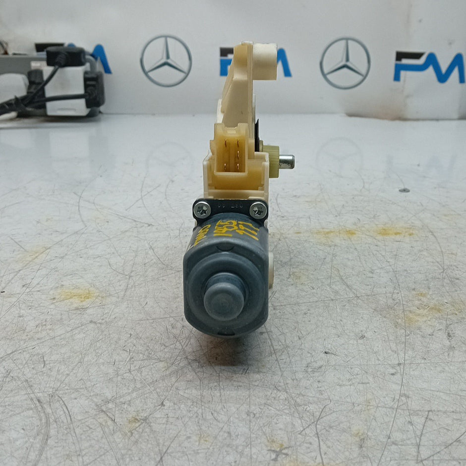MERCEDES C-CLASS W204 WINDOW REGULATOR MOTOR RIGHT OSF A2048200542 FM001455