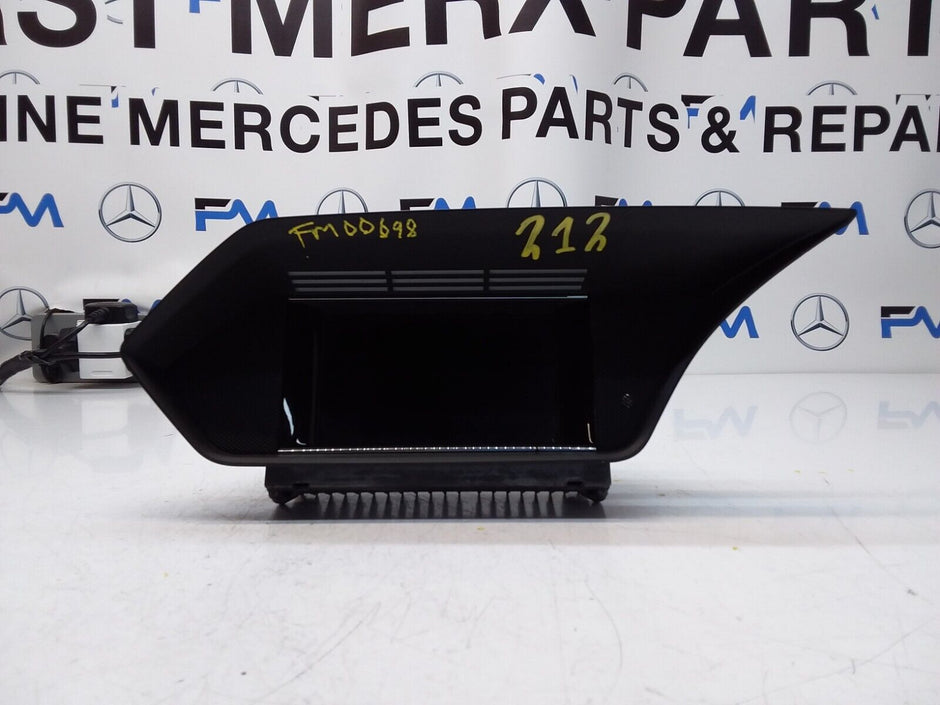 MERCEDES E-CLASS W212 2012 SAT NAV MULTIMEDIA SCREEN A2129004307 FM00698