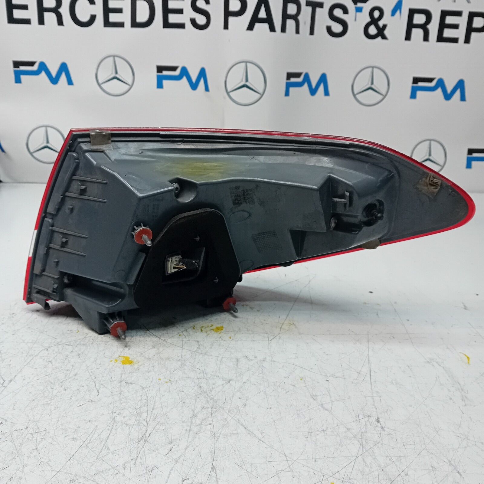 MERCEDES C-CLASS W205 COUPE 2014 REAR PASSENGER N/S TAIL LIGHT A2059065100 FMT44