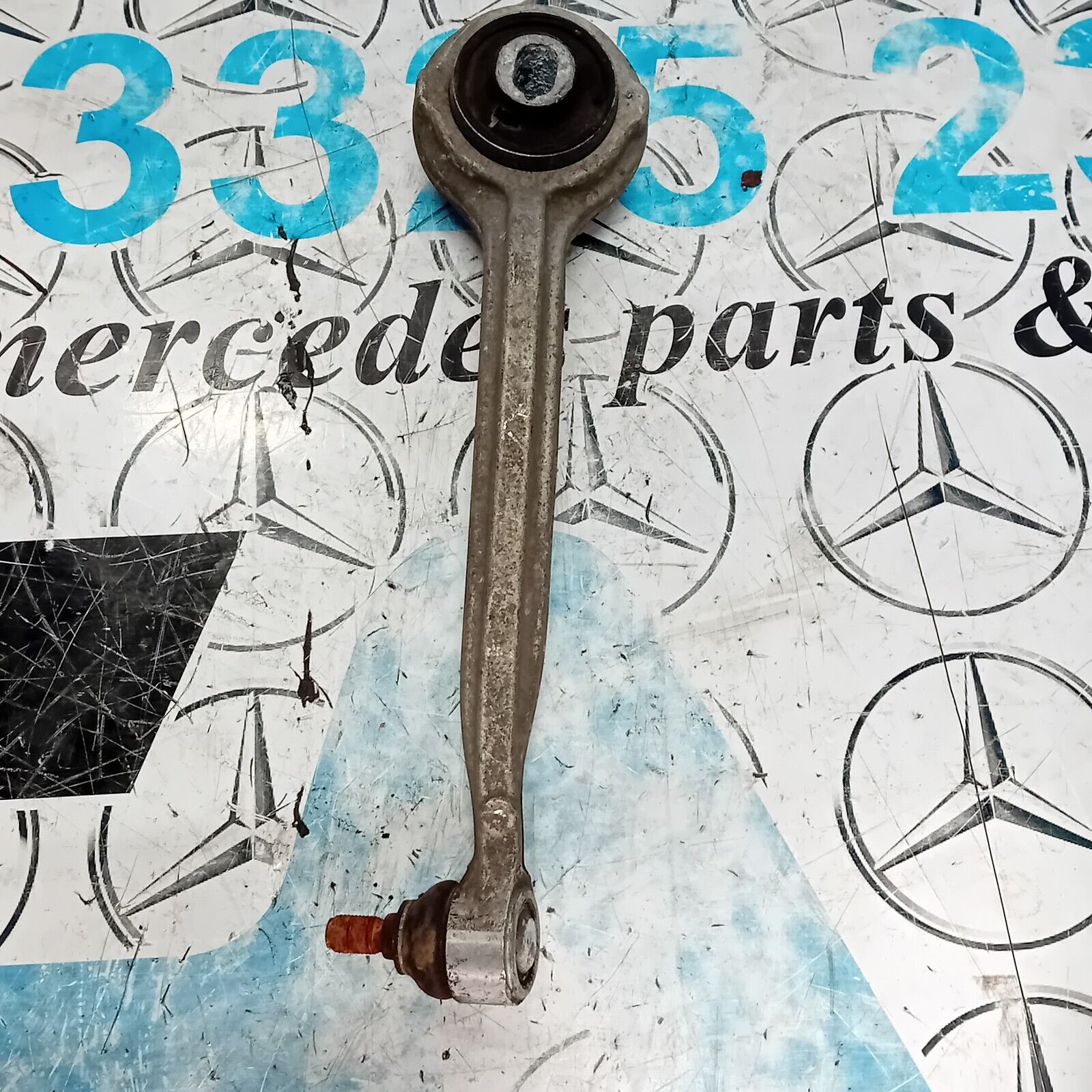 2016 MERCEDES W204 DRIVER SIDE FRONT (OSF) WISHBONE CONTROL ARM  FMW7