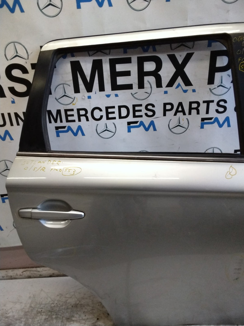 MITSUBISHI OUTLANDER DRIVER REAR DOOR OSR GREY COMPLETE FMD553
