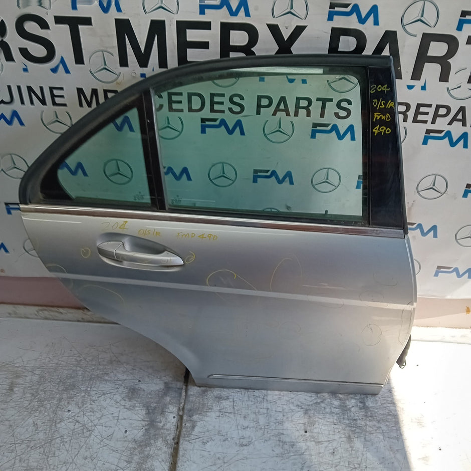 MERCEDES C-CLASS W204 SLN DRIVER REAR DOOR OSR 2011 SILVER COMPLETE FMD490