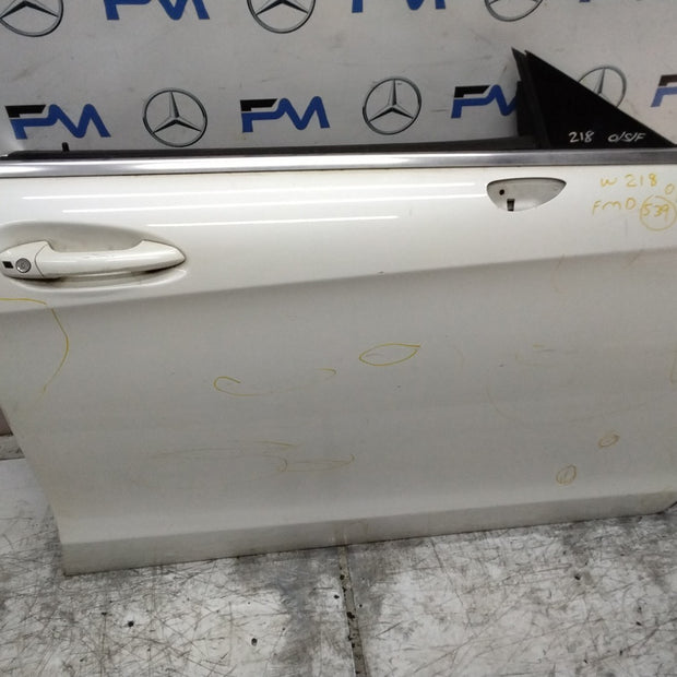 MERCEDES BENZ CLS W218  DRIVER FRONT DOOR OSF WHITE 2011-18 FMD539