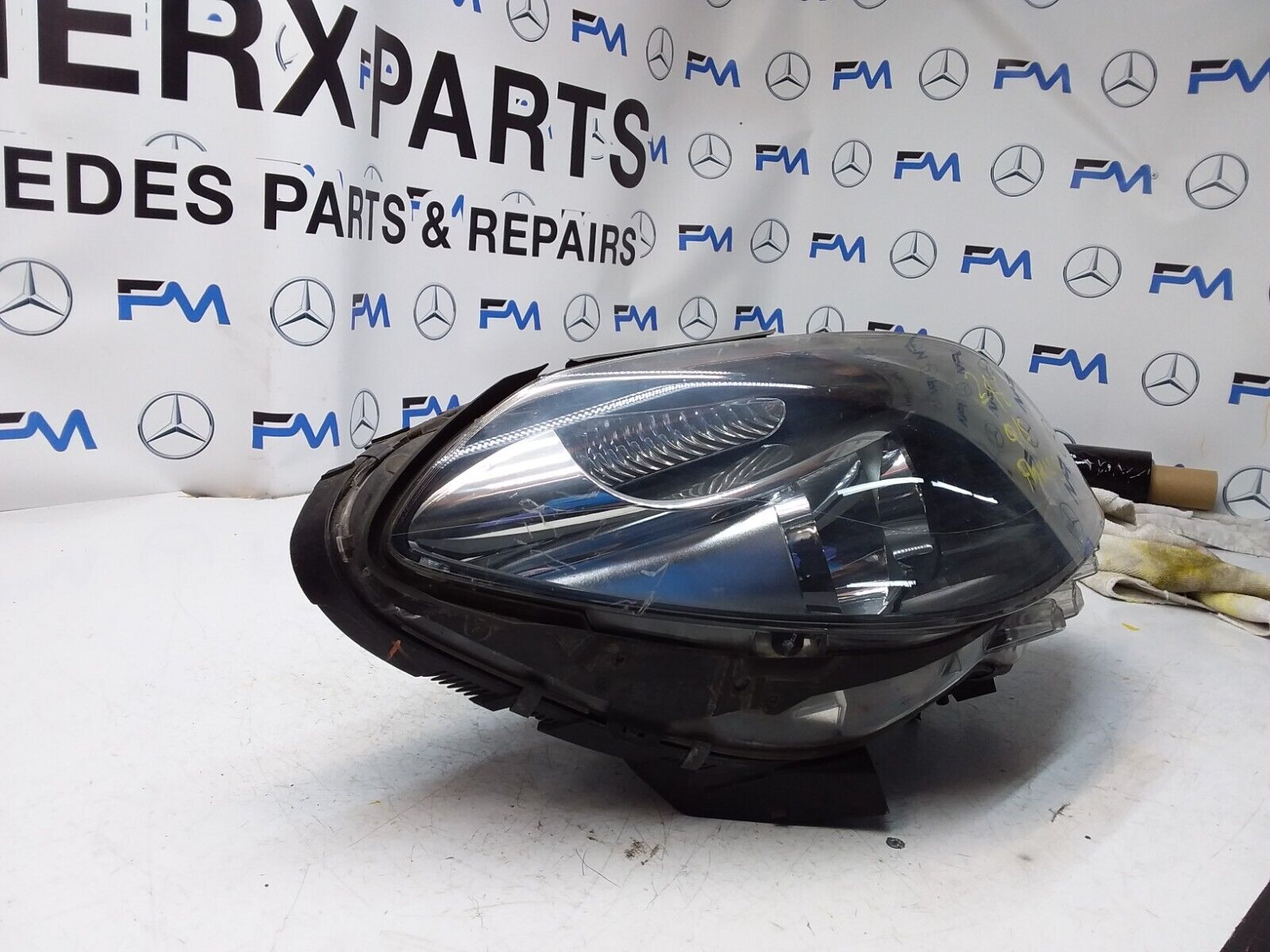 2012 MERCEDES B-CLASS W246 HEADLIGHT DRIVER OS A2468200461 FMH125 (DAMAGED)