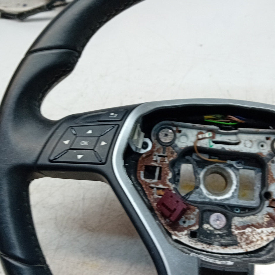 MERCEDES W246 B-CLASS MULTIFUNCTION STEERING WHEEL 2012-19 A2464603803 FM001399
