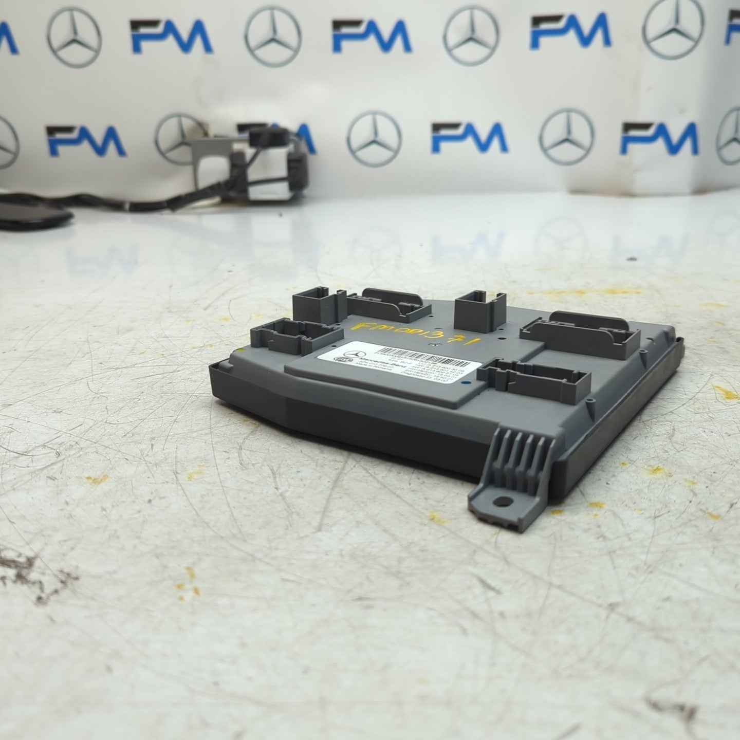 MERCEDES E-CLASS REAR SAM CONTROL MODULE W213 A2139003008 2016 FM001371
