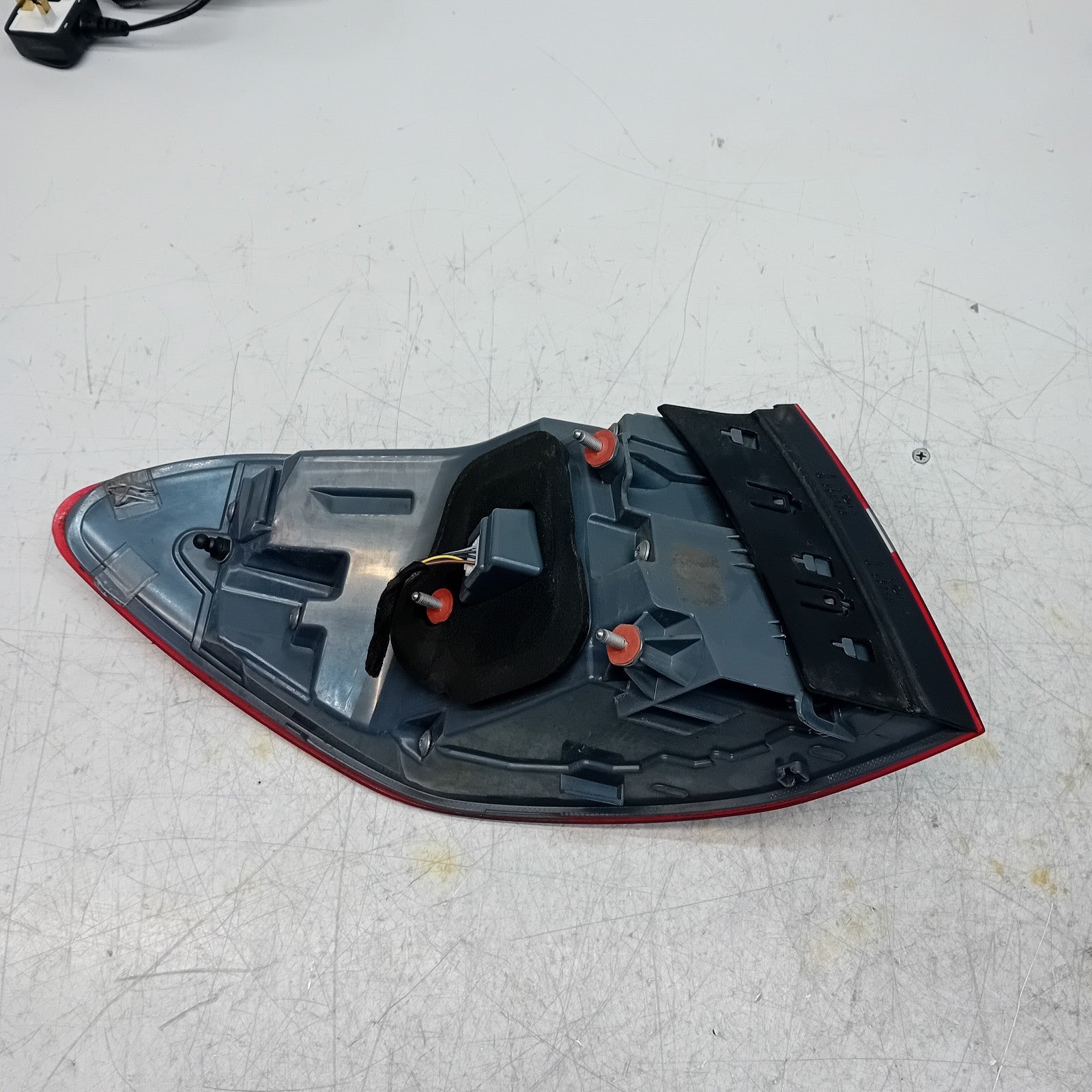 MERCEDES BENZ  GLC W253 DRIVER SIDE RIGHT REAR TAIL LIGHT 2016 FMT308