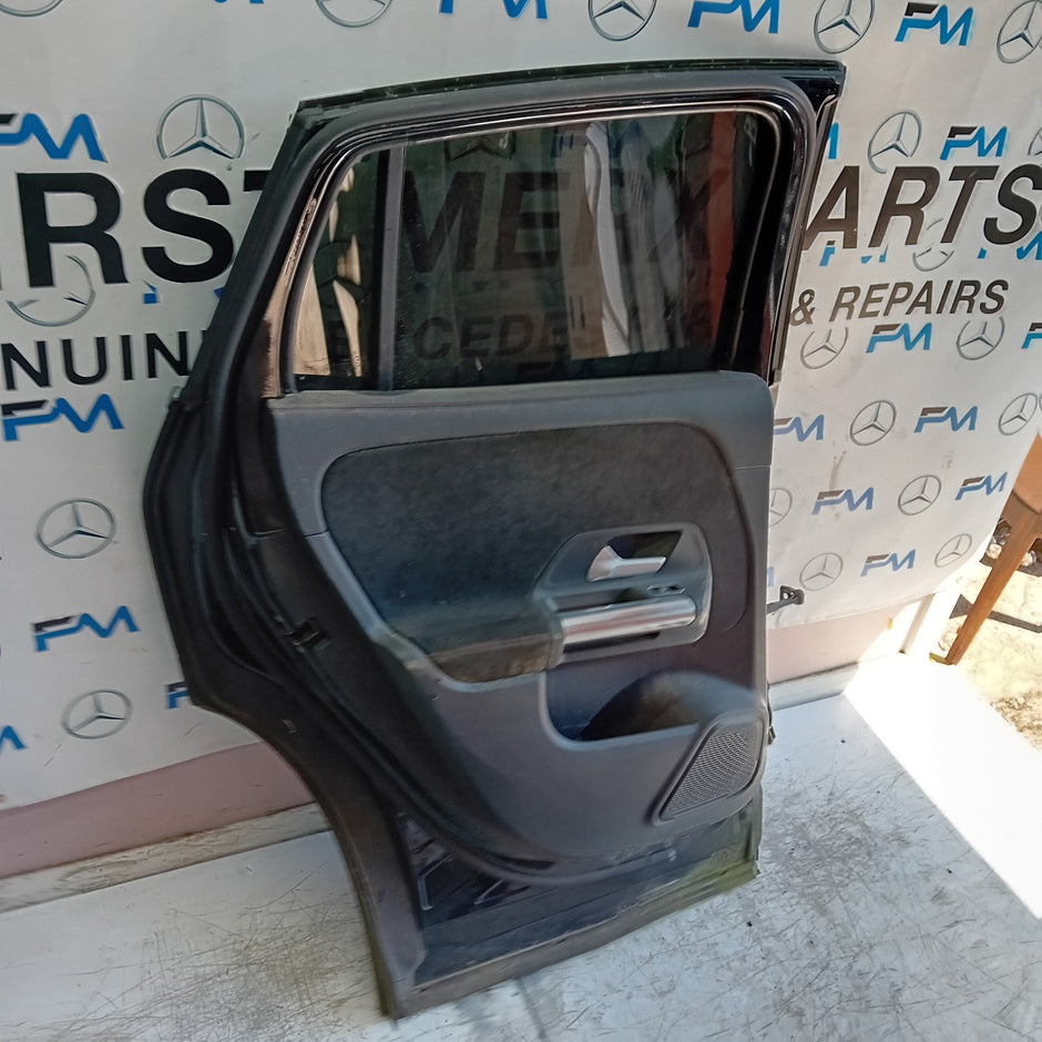 MEECEDES GLA H247 PASSENGER REAR DOOR NSR 2019 BLACK COMPLETE FMD496