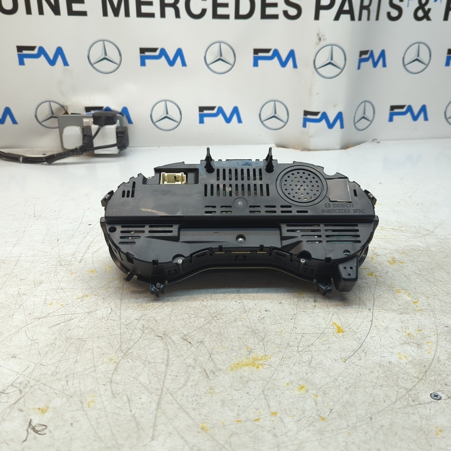 MERCEDES B-CLASS W246 SPEEDOMETER INSTRUMENT CLUSTER BLACK A2469006911 FM001357