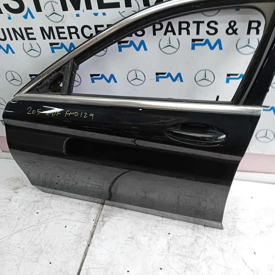 MERCEDES BENZ C-CLASS W205 PASSENGER SIDE FRONT DOOR N/S/F  BLACK FMD129
