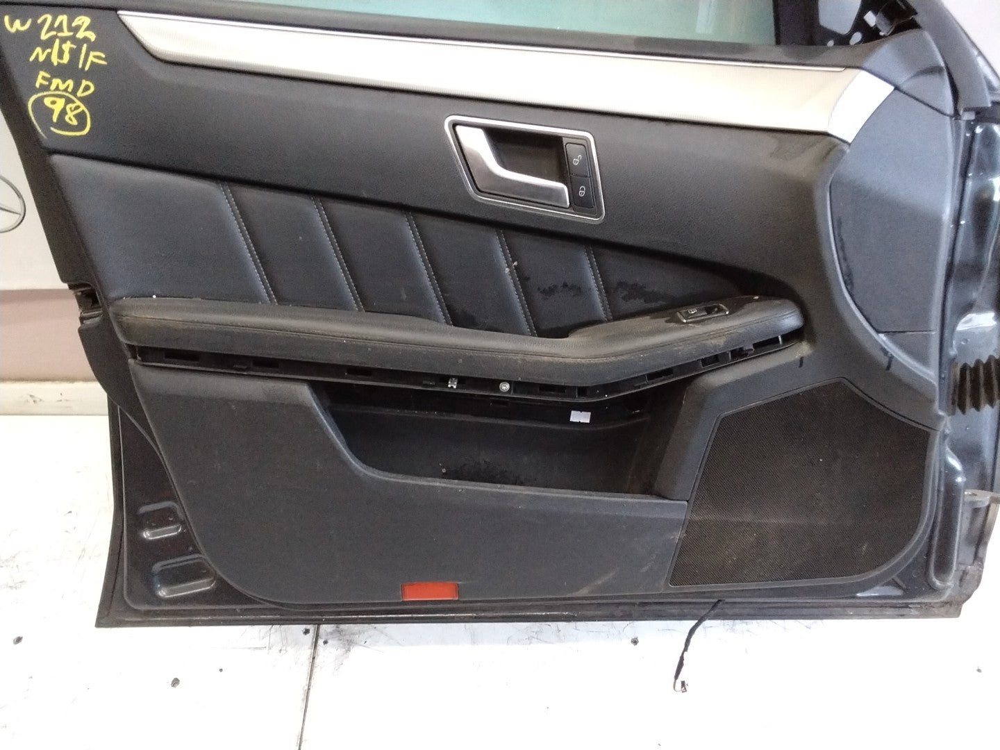 MERCEDES BENZ  E-CLASS W212 PASSENGER SIDE FRONT DOOR N/S/F COMPLETE GREY FMD98